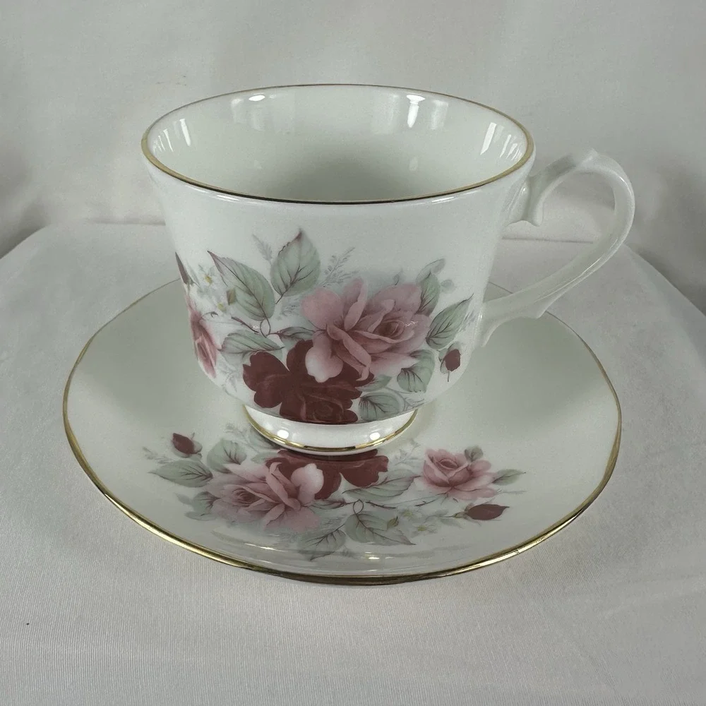 Royal Windsor English Bone China Teacup & Saucer Set Pink Cabbage Rose